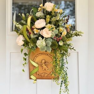 Vintage Southern Living Cherub With Floral Design